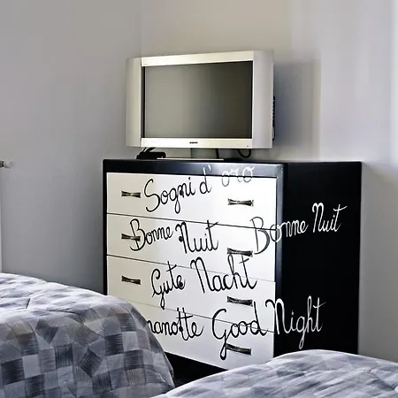 Apartment Il Fiore Bergamo Room photo