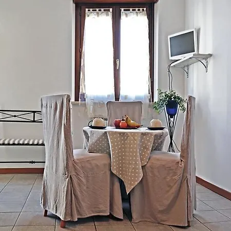 Apartment Il Fiore Bergamo Room photo