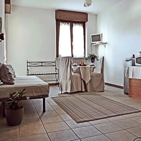 Apartment Il Fiore Bergamo Room photo
